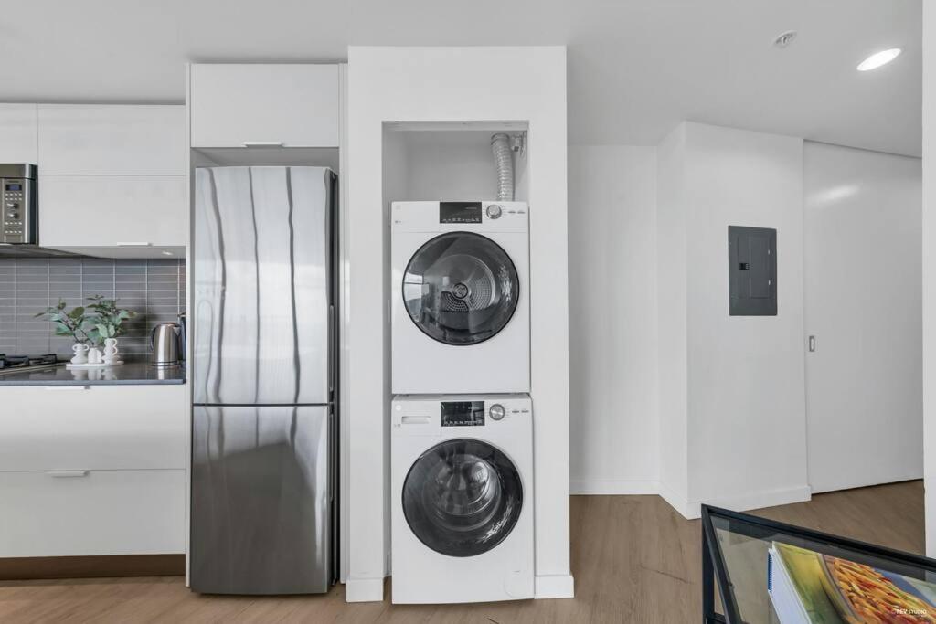 Skyview, 40Th Floor! 2Br Condo In Downtown 溫哥華 外观 照片
